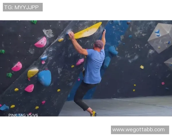 深圳攀岩队技术探讨与训练经验分享助力攀岩运动发展